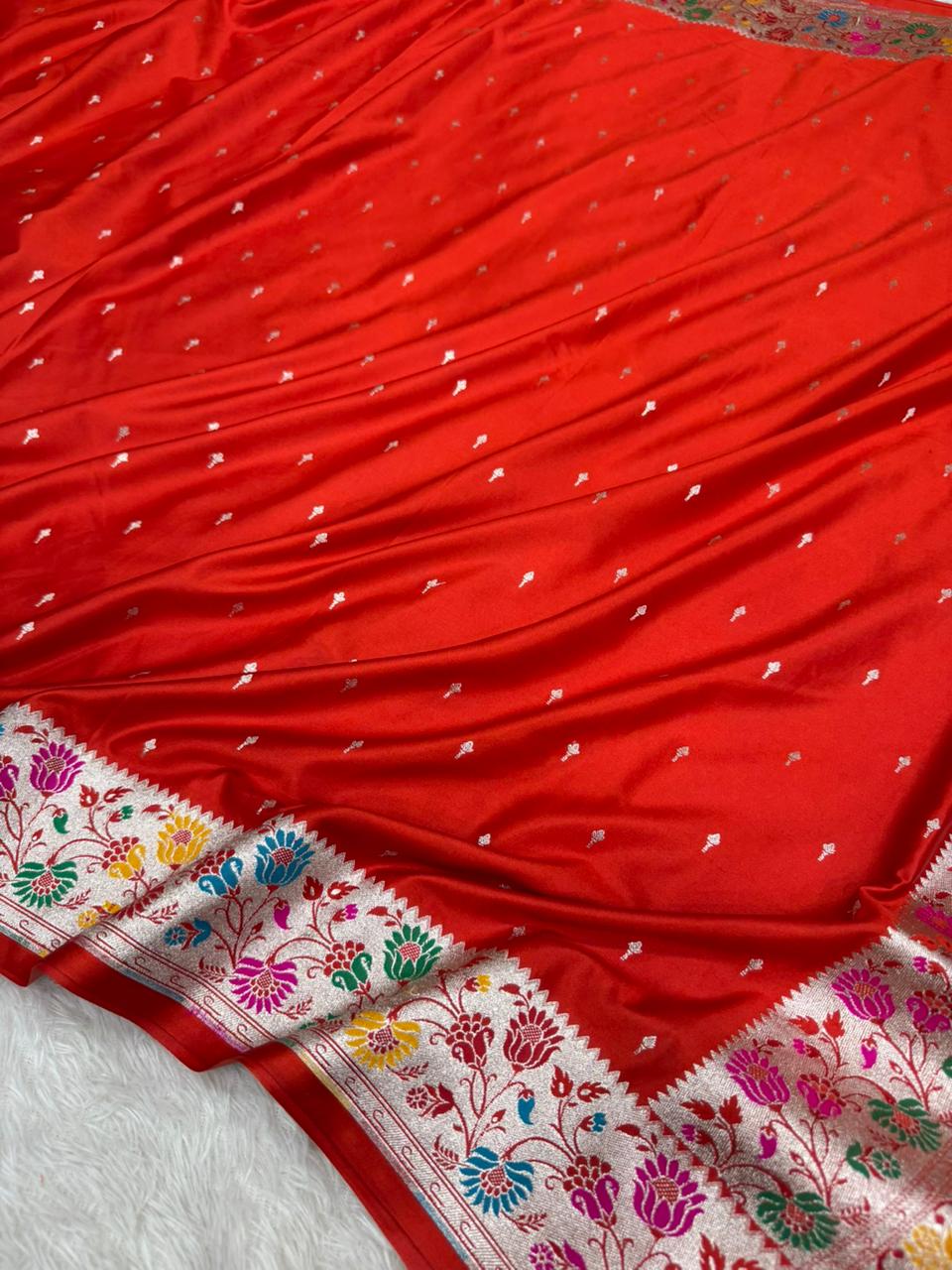 Bridal Red Mashru Katan Silk Paithani Banarasi Saree - Image 3