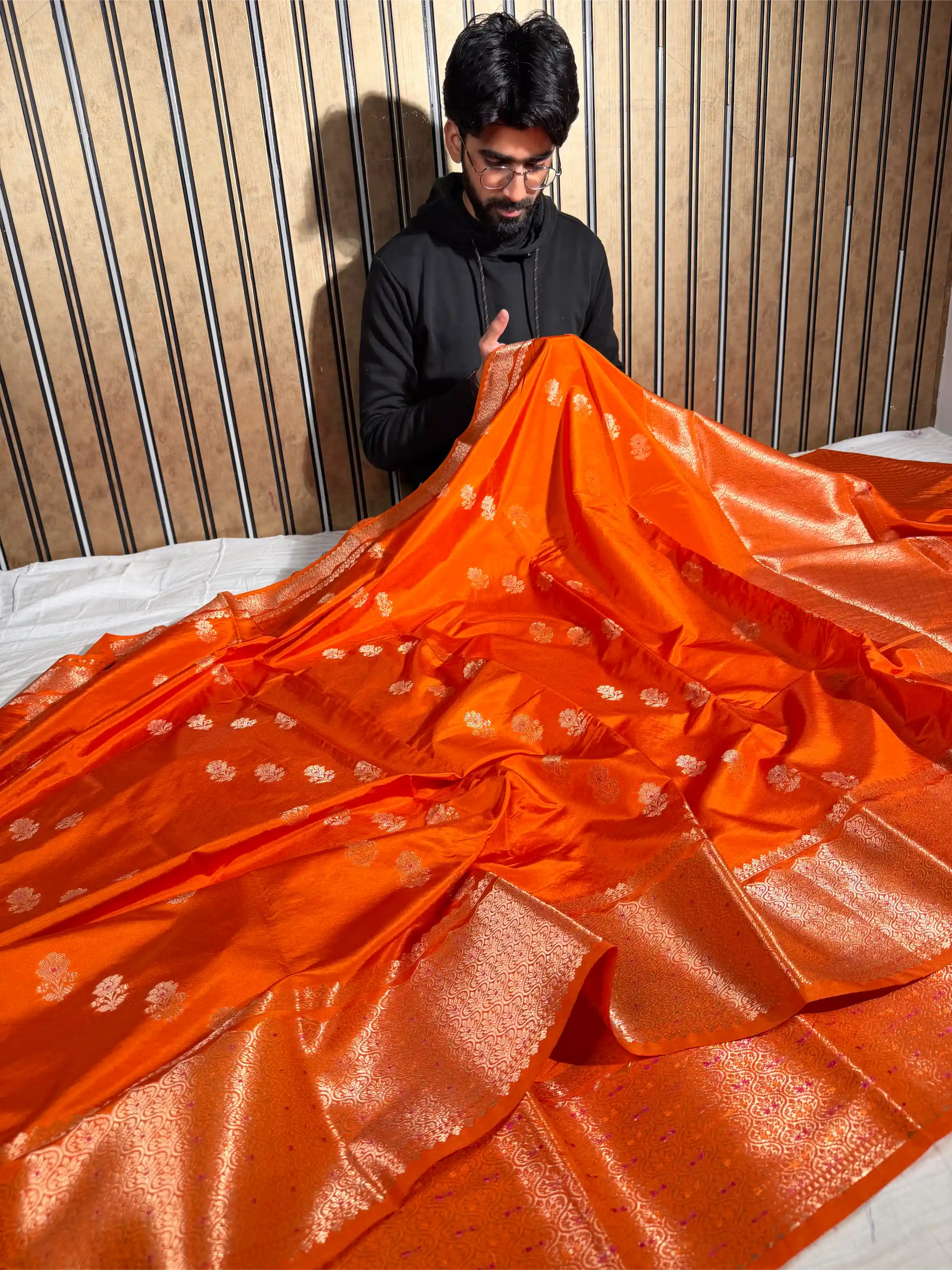 Bright Orange Chinia Silk Eccentric Weave Banarasi Saree - Image 3