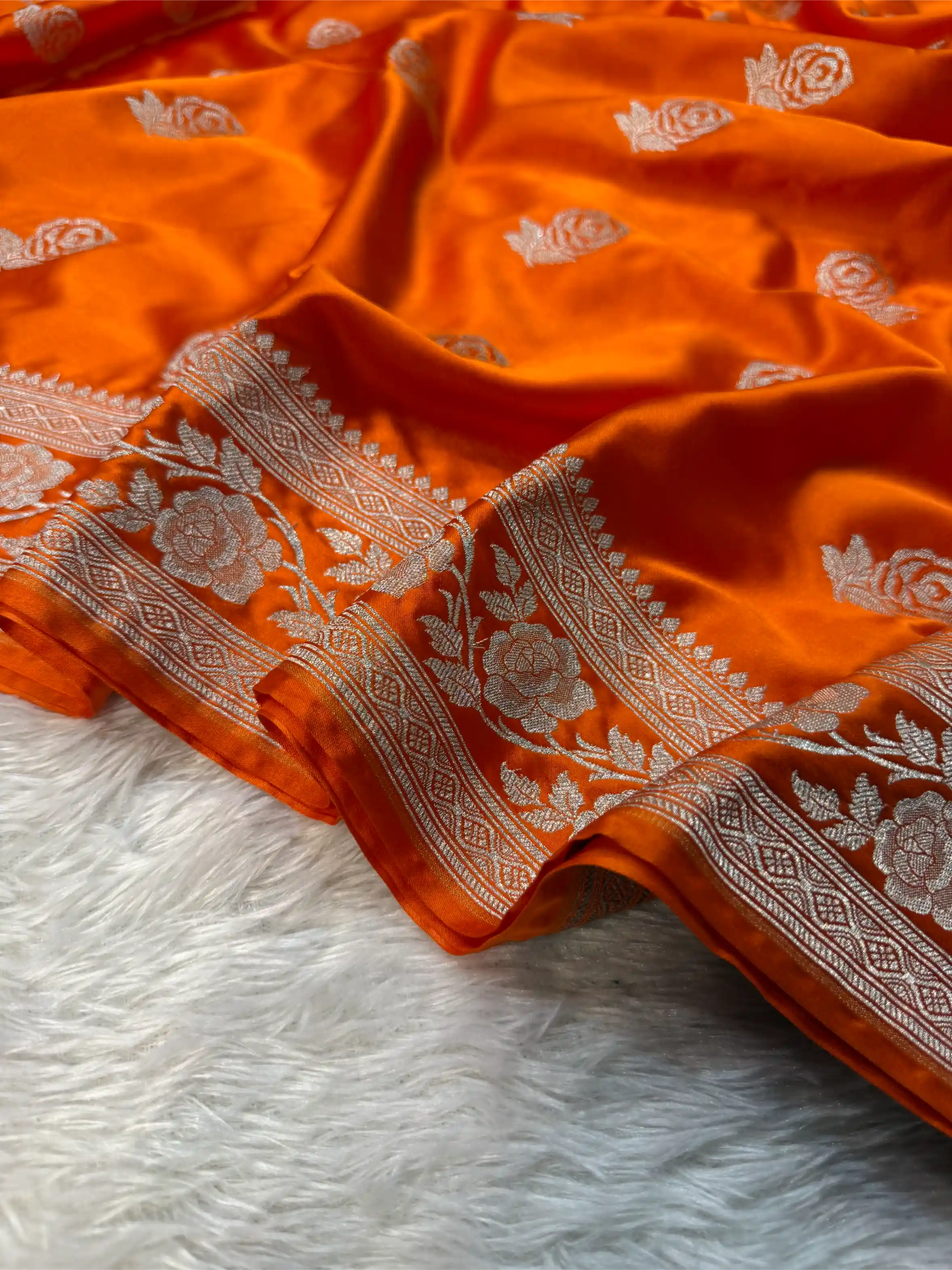 Bright Orange Mashru Katan Silk Golden Zari Floral Buta Banarasi Saree - Image 5