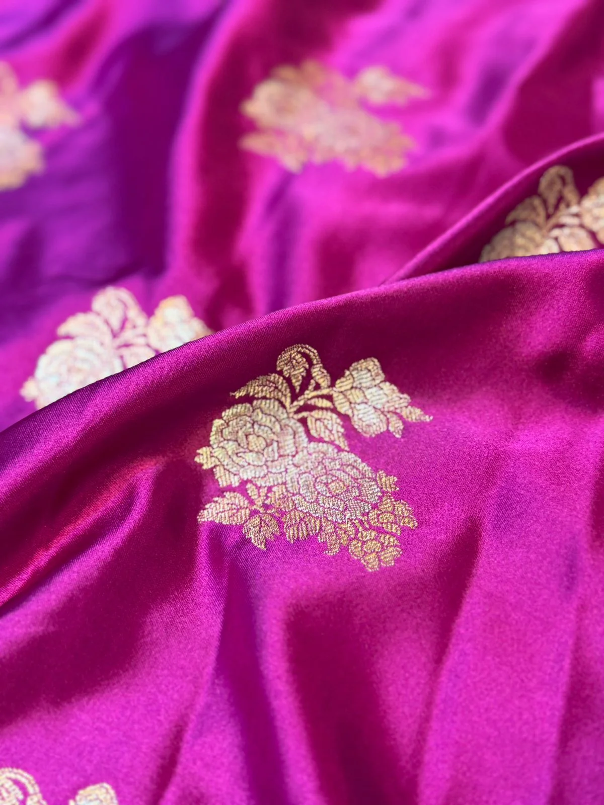 Bright Purple Mashru Katan Silk Intricate Meenakari Buta Weave Banarasi Saree - Image 2