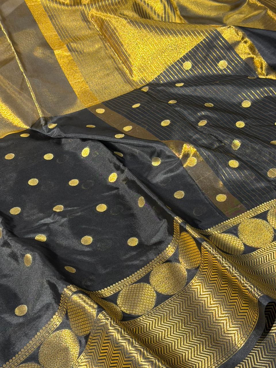 Copper black Half Half Tissue Silk Banarasi Saree - Image 2