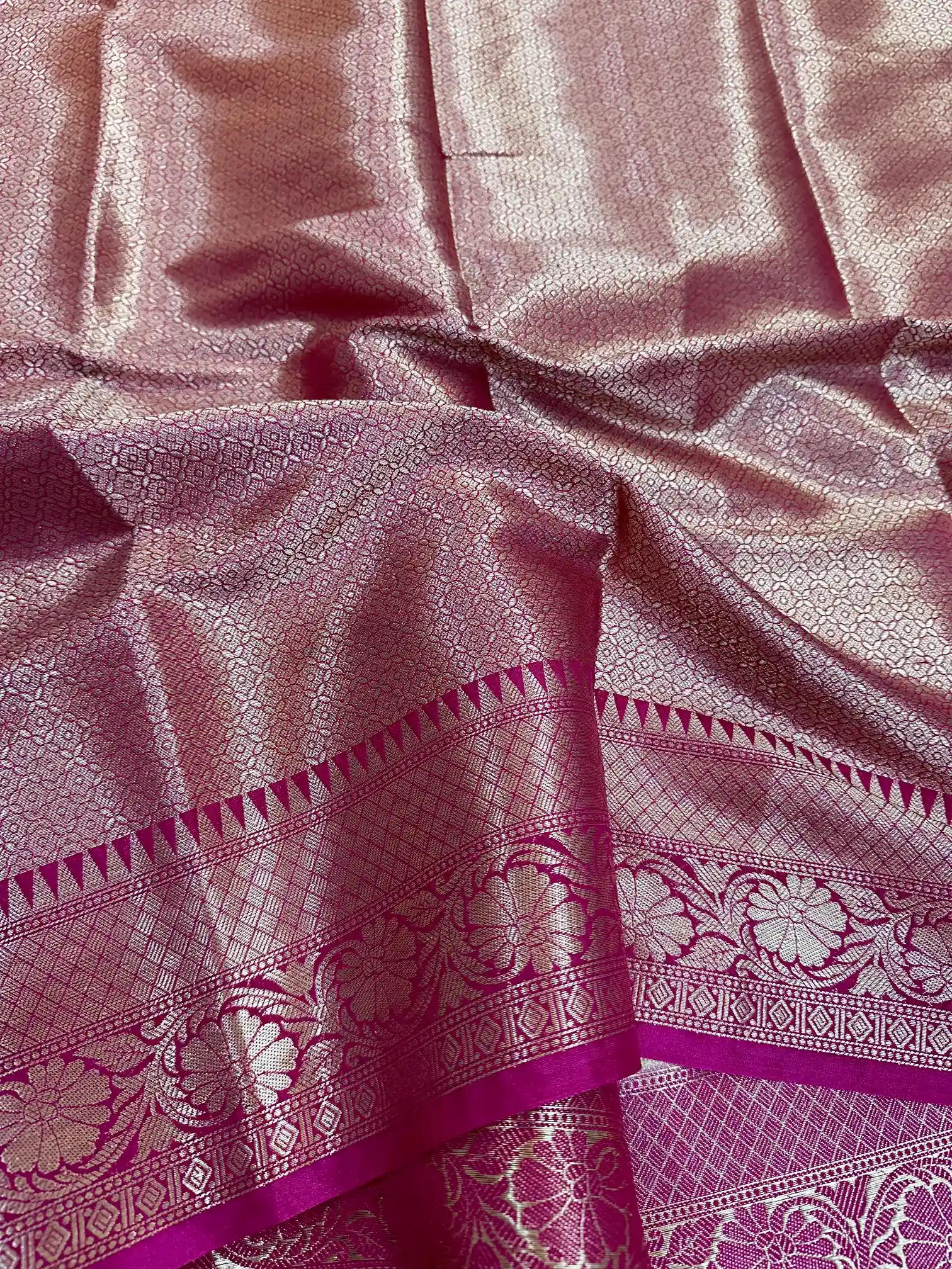 Dark Cream Chiniya Silk Banarasi Saree - Image 5