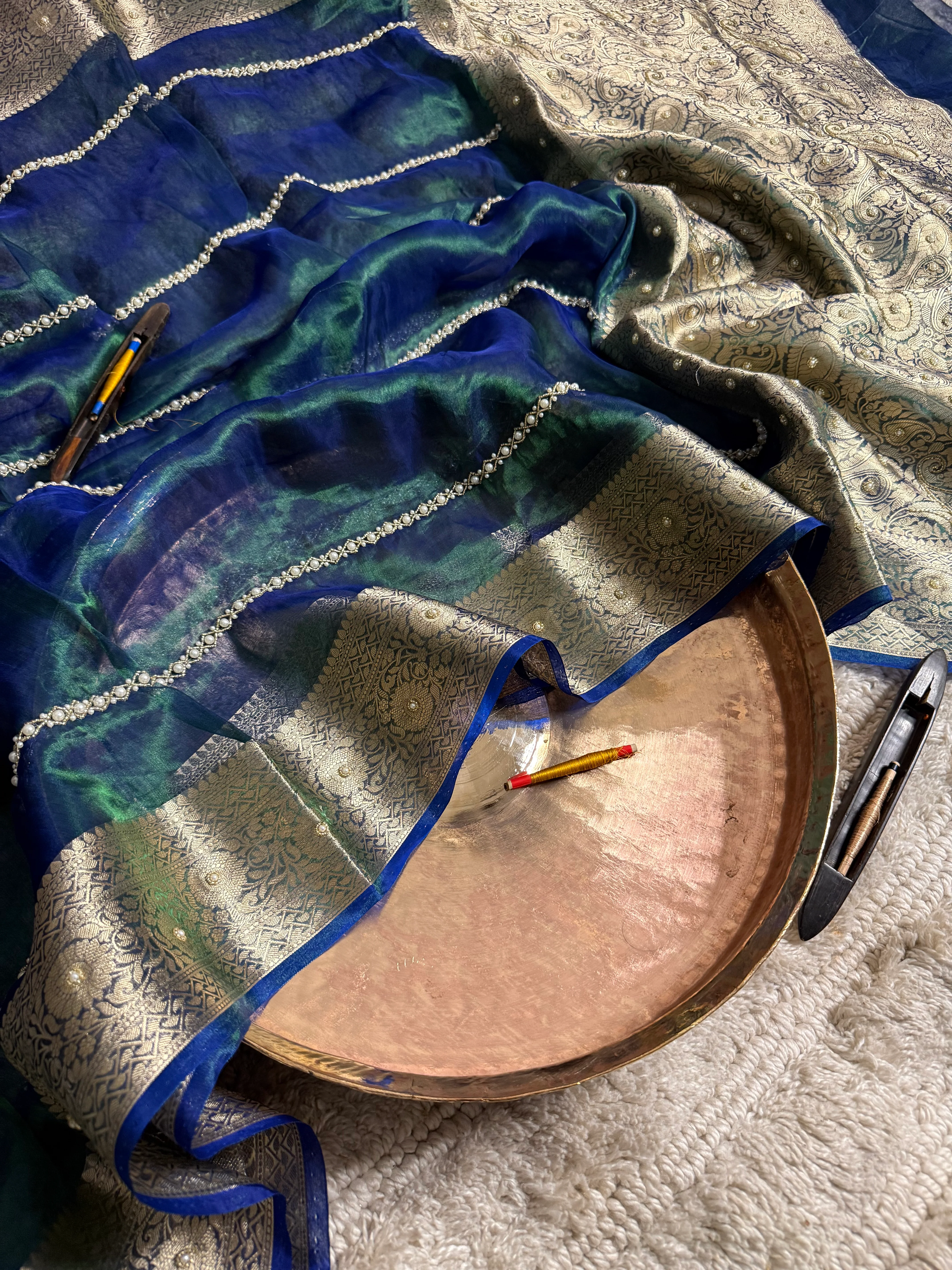 Dhoop Chaon Peacock Pure Tissue Handwork Saree - Image 2