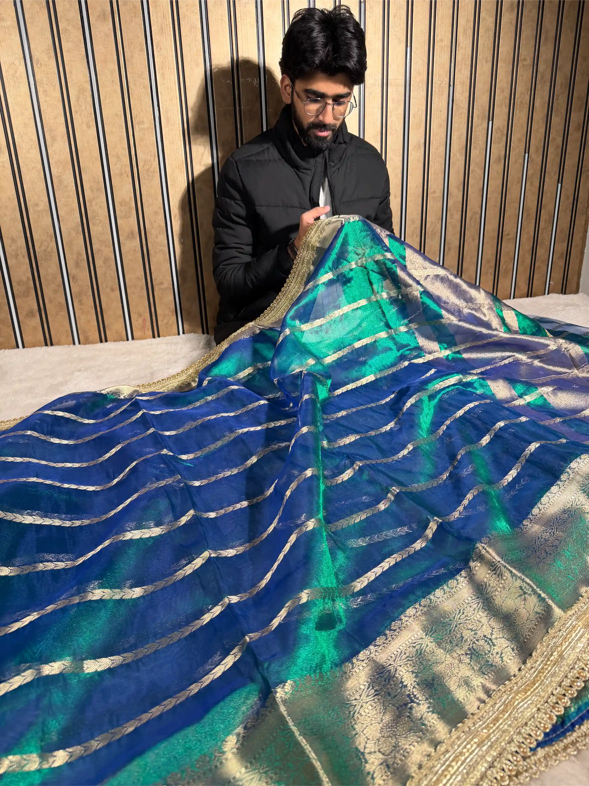 Dhoop Chaon Peacock Tissue Silk Moti Lace Attached Banarasi Saree - Image 3