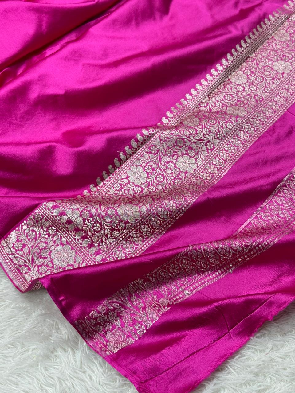 Embossed Meenakari Mashru Katan silk Banarasi saree - Image 5