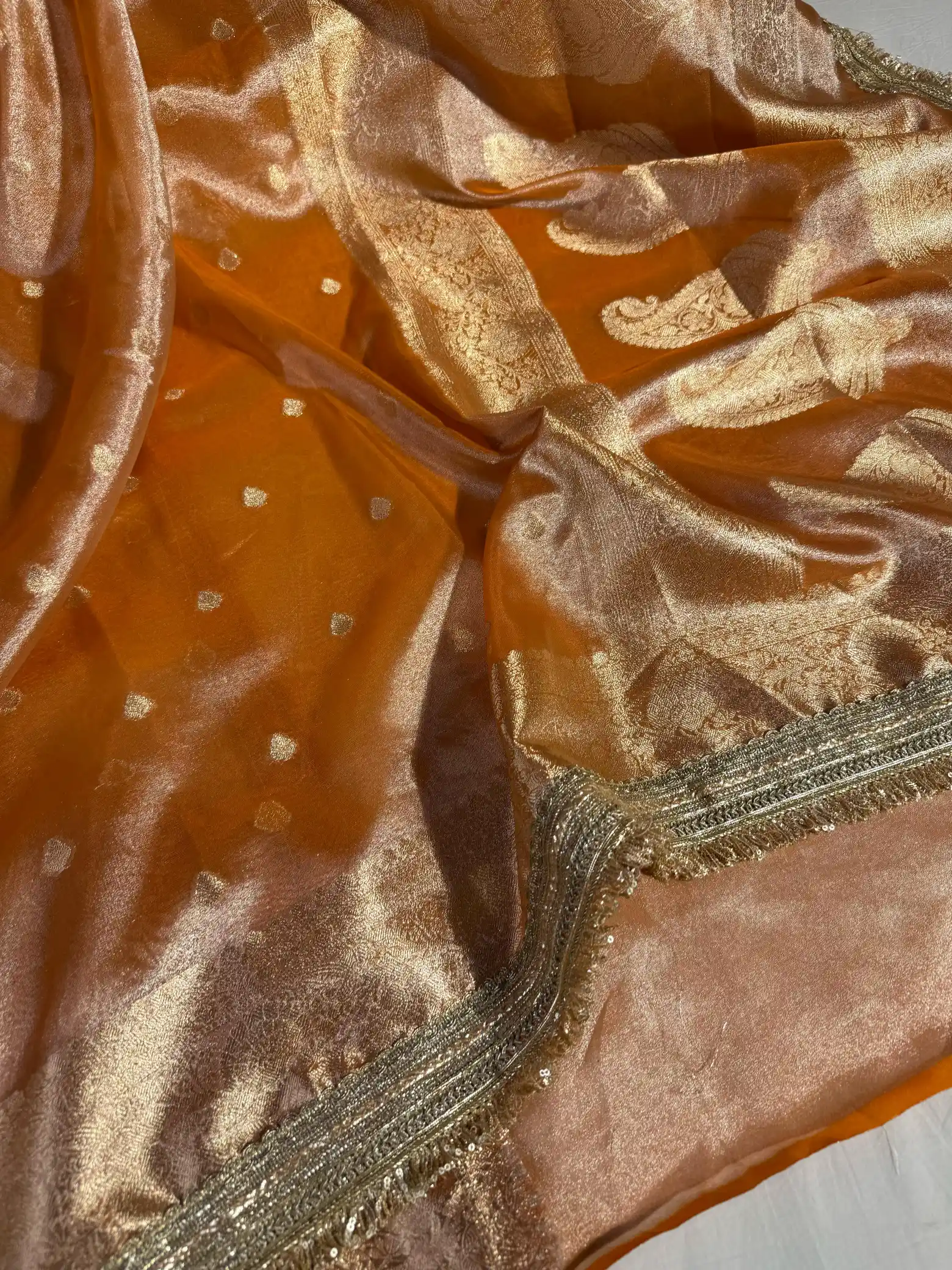 Eye Soothing Orange Tissue Silk Lace Attached Banarasi Saree - Image 2