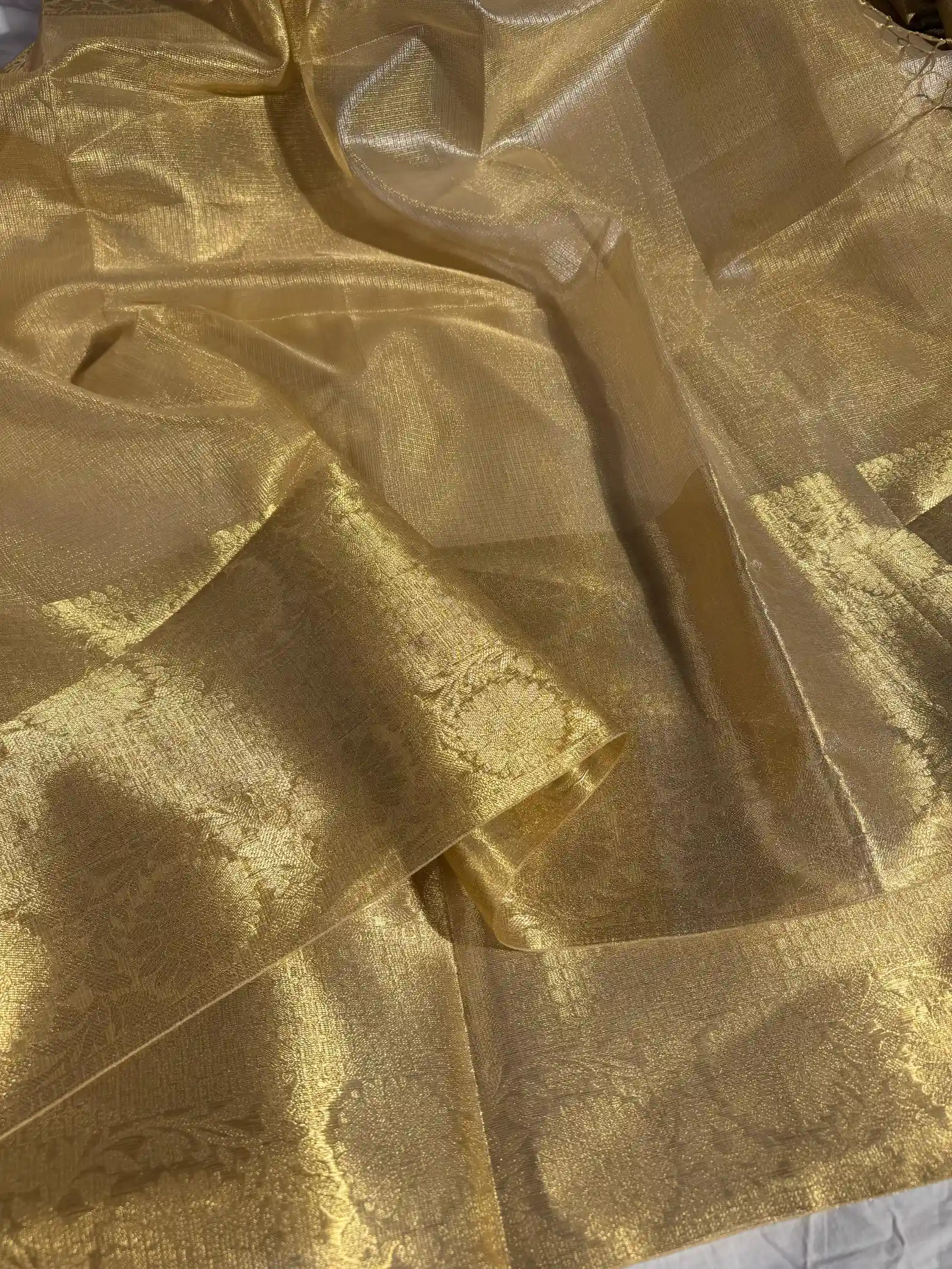 Golden Kota Tissue Silk Jacquard Banarasi Saree - Image 4