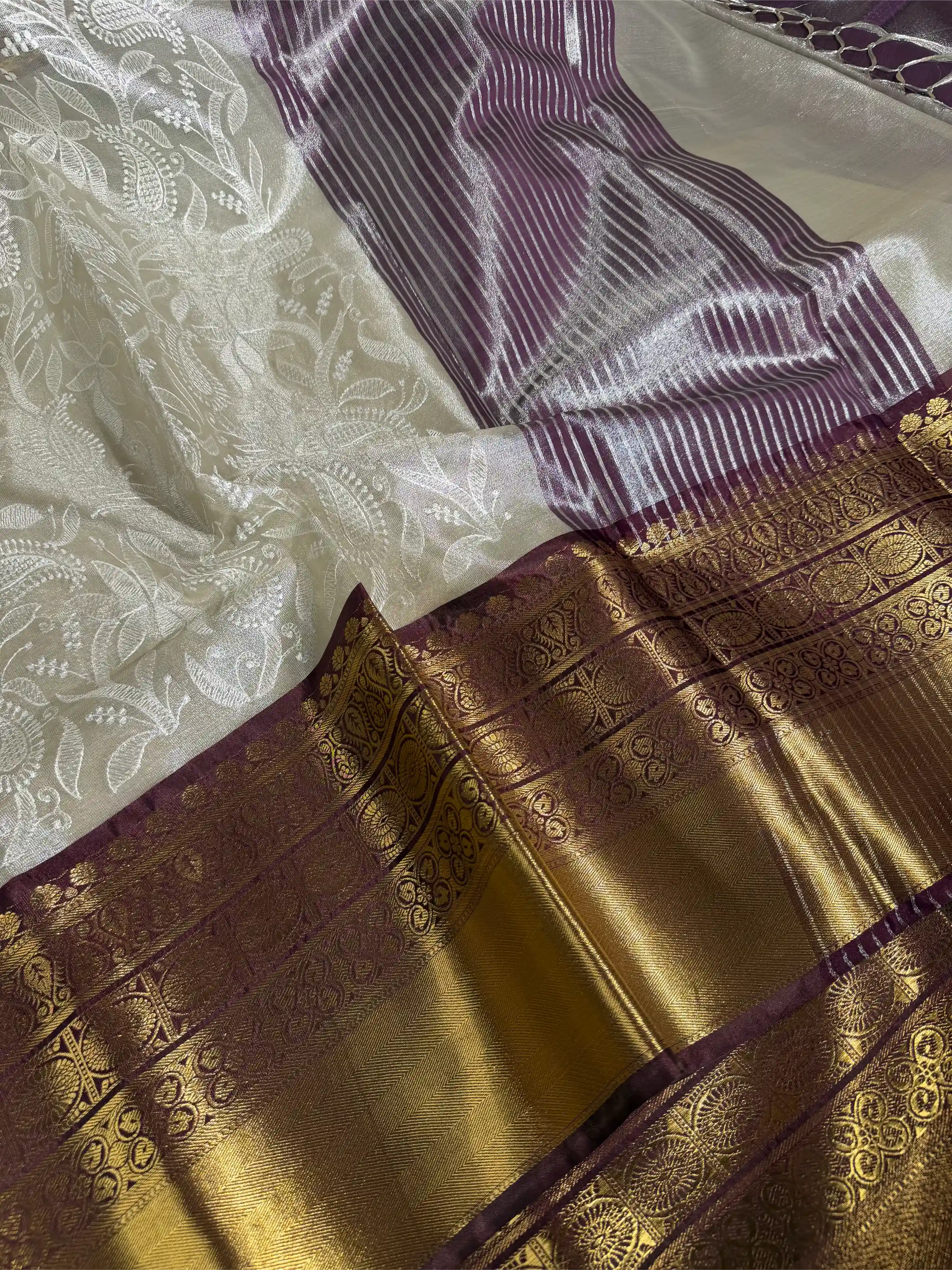 Ivory Contrast Katan Tissue Silk Water Zari Chikankari Embroidered Banarasi Saree - Image 2