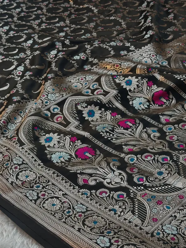 Jet Black Mashru Katan Silk Tilfi Meenakari Weave Banarasi Saree - Image 4