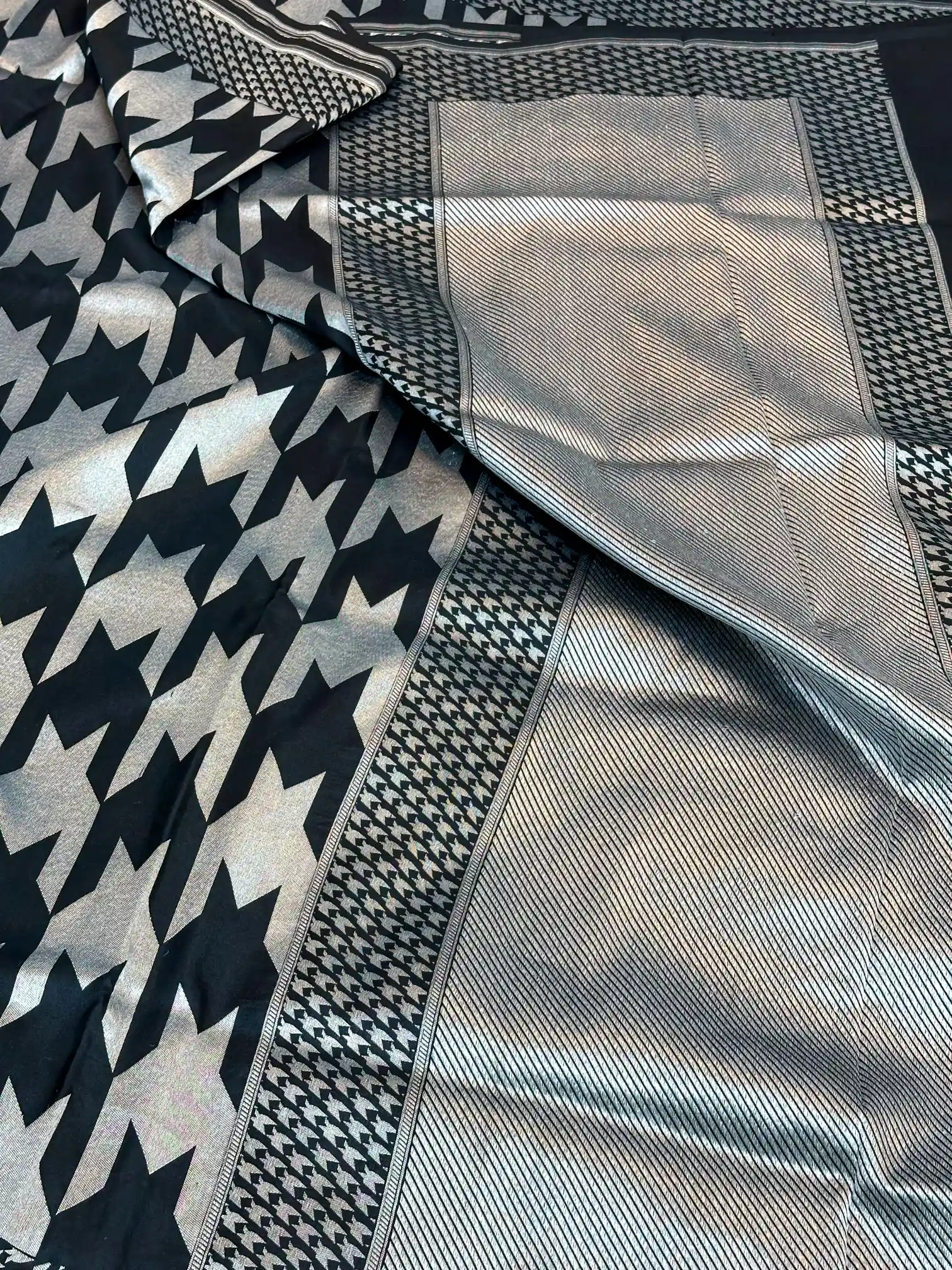 Jet Black Pure Katan Silk Silver Zari Saree - Image 3