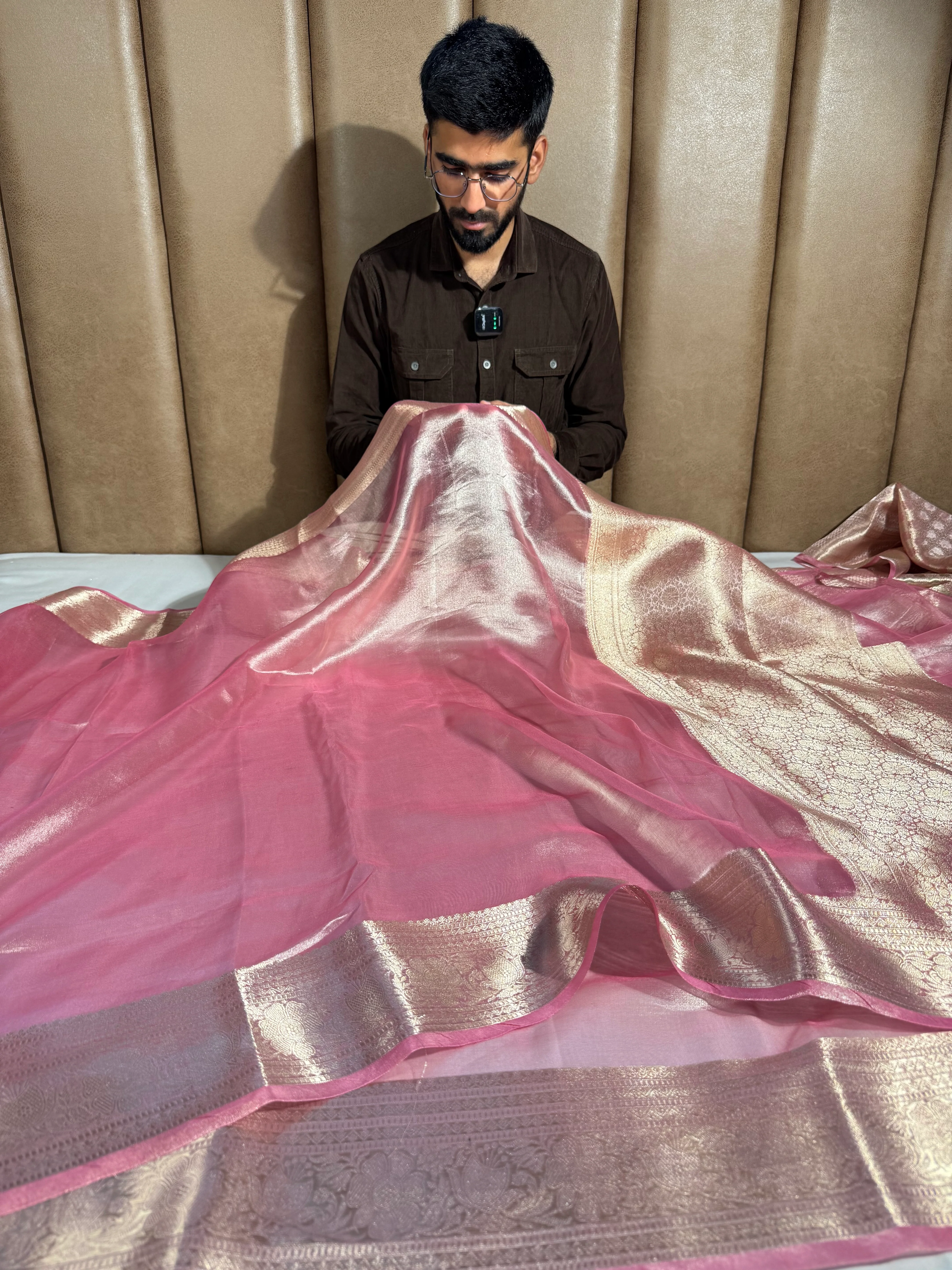 Jhanvi Kapoor Inspired Pure Tissue Silk Saree - Image 2