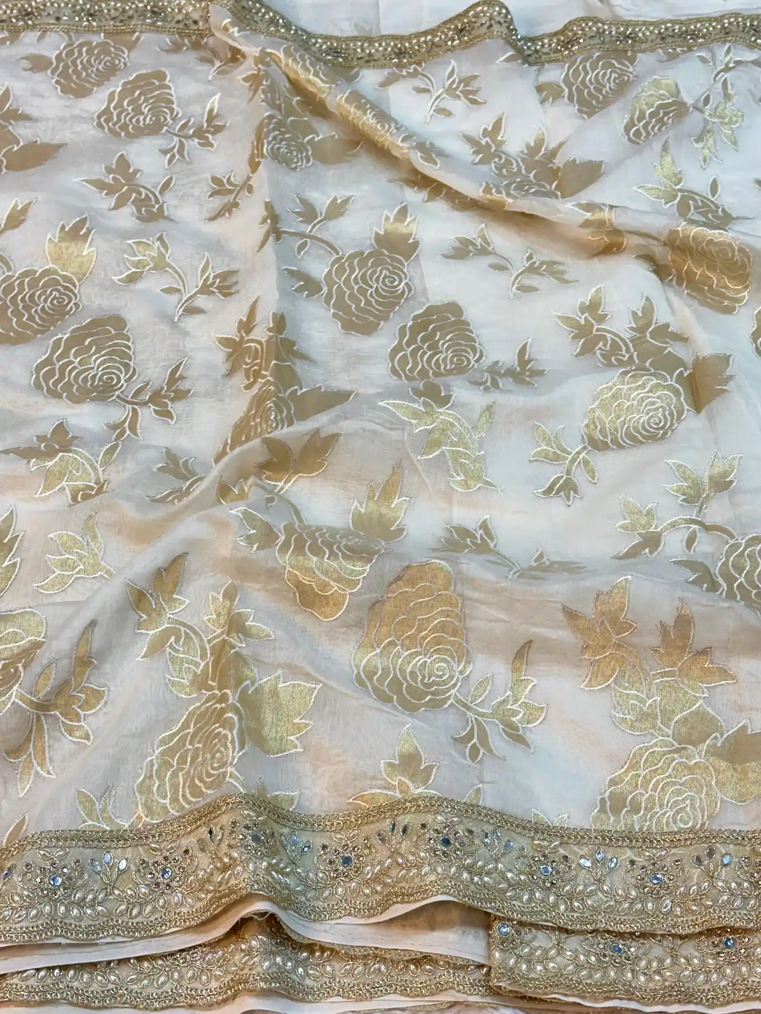 Light Ivory Pure Mul Chanderi Silk Hand Pasted Cutwork Zari Buta Saree - Image 4