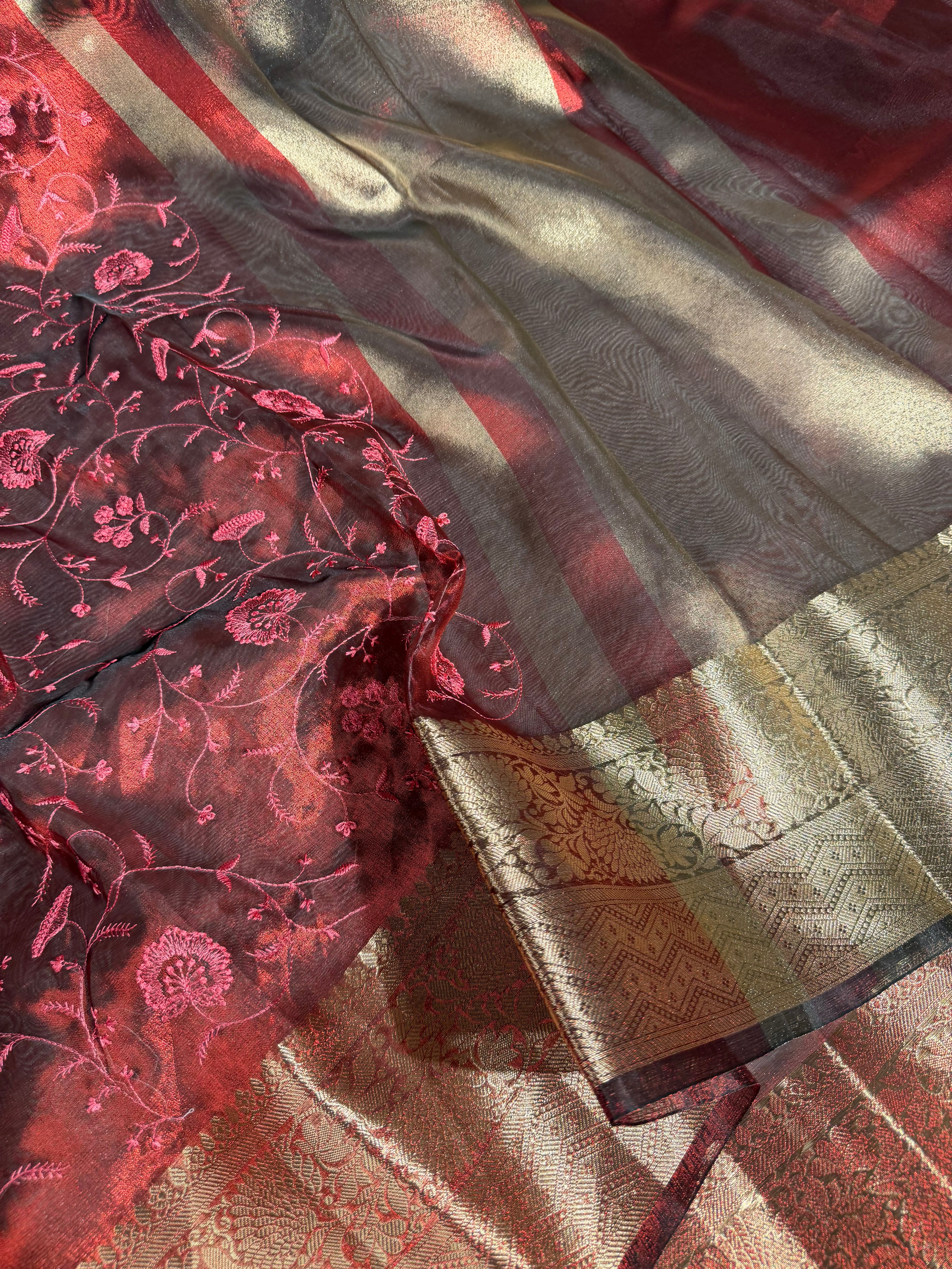 Light Maroon Soft Tissue Chikankari Embroided Banarasi Saree - Image 3