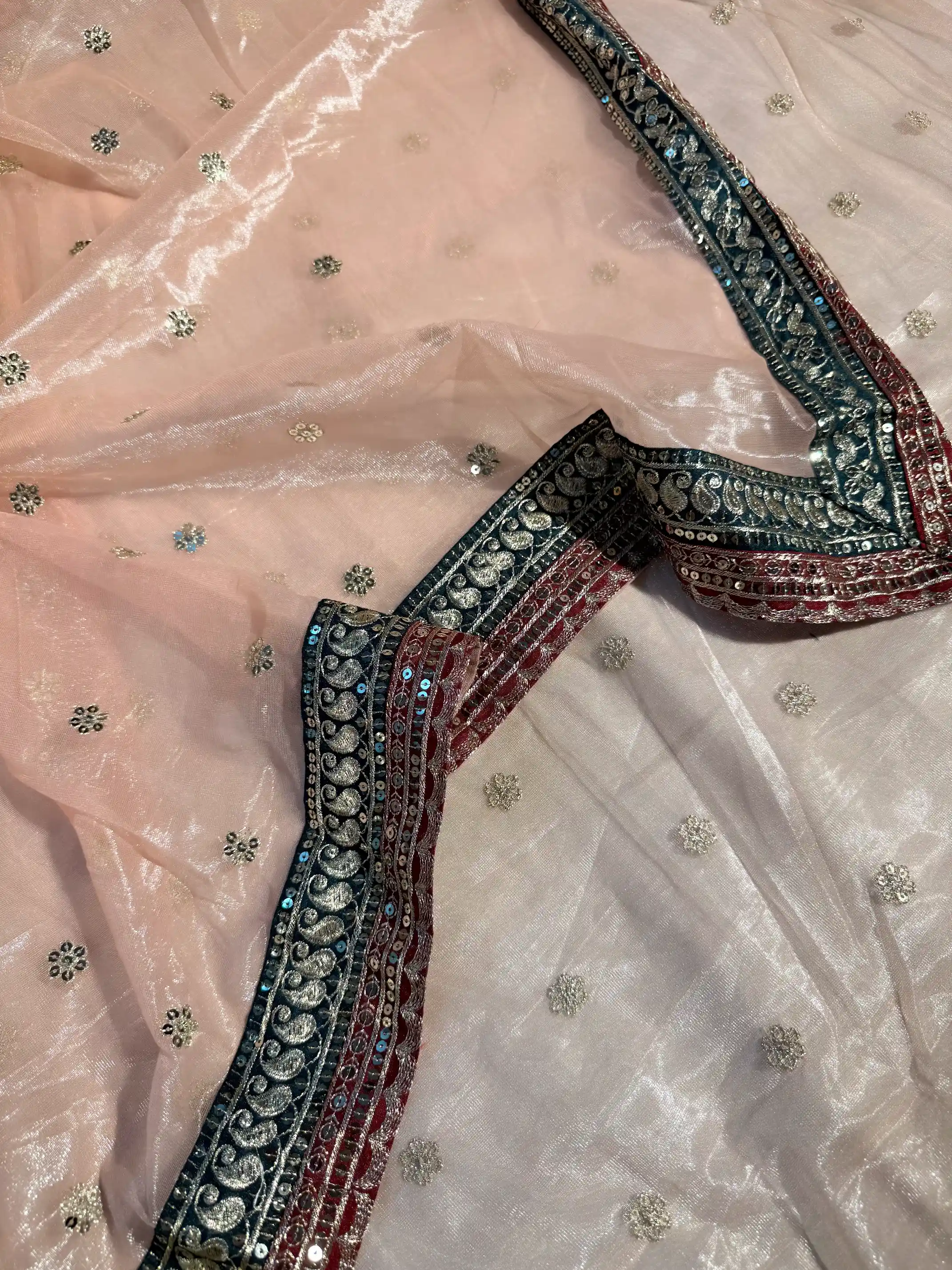 Light Peach Shade Shimmery Tissue Silk Designer Saree - Image 3