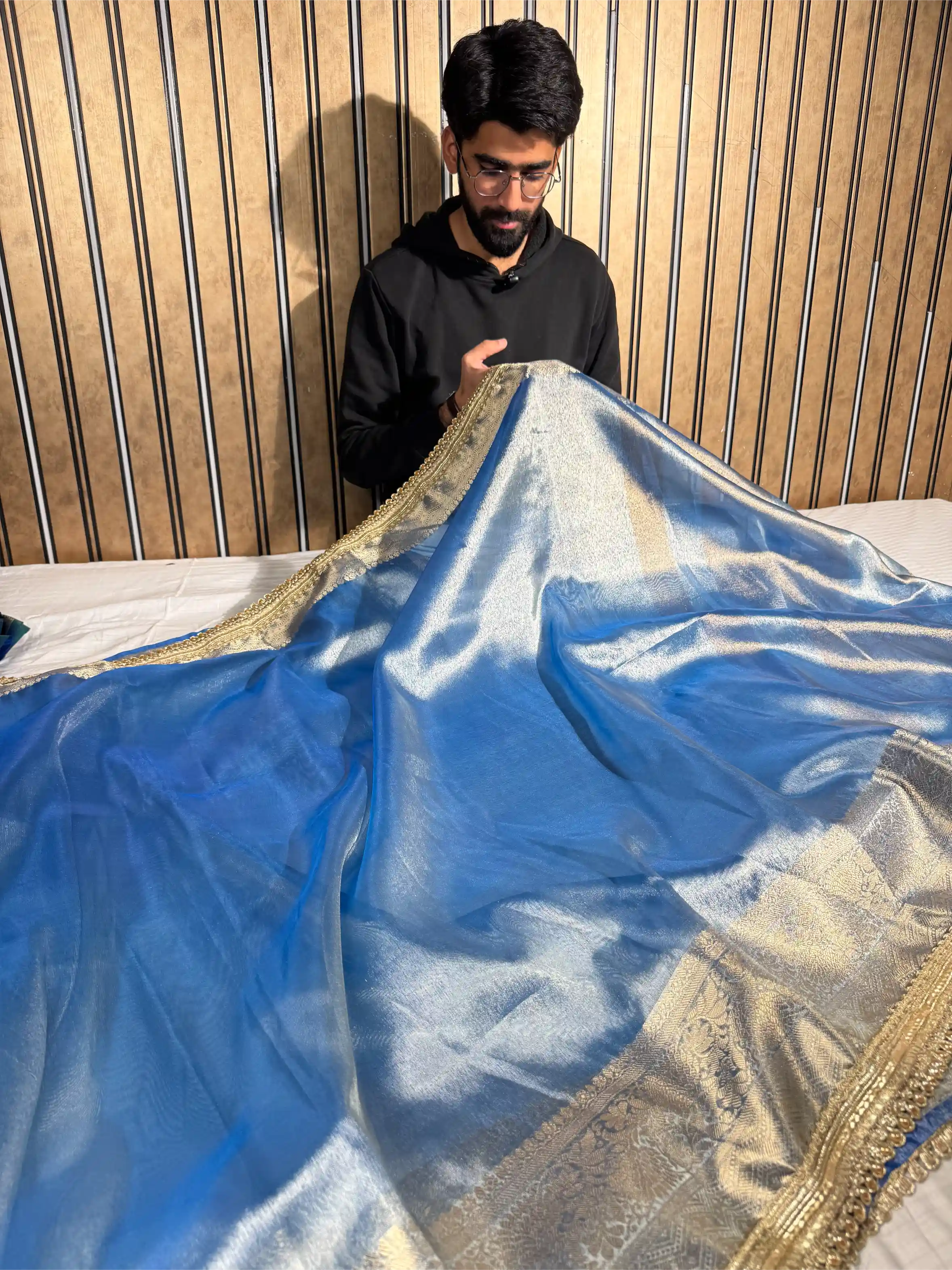 Metallic Blue Tissue Silk Designer Lace Attached Banarasi Saree - Image 3