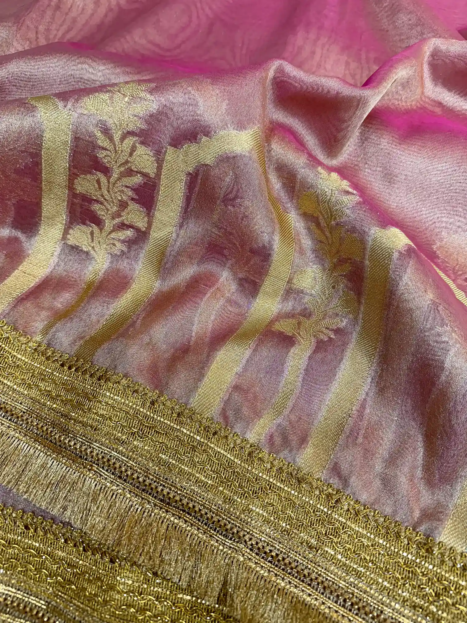 Metallic Pink Tissue Silk Heavy Lace Attached Banarasi Saree - Image 2