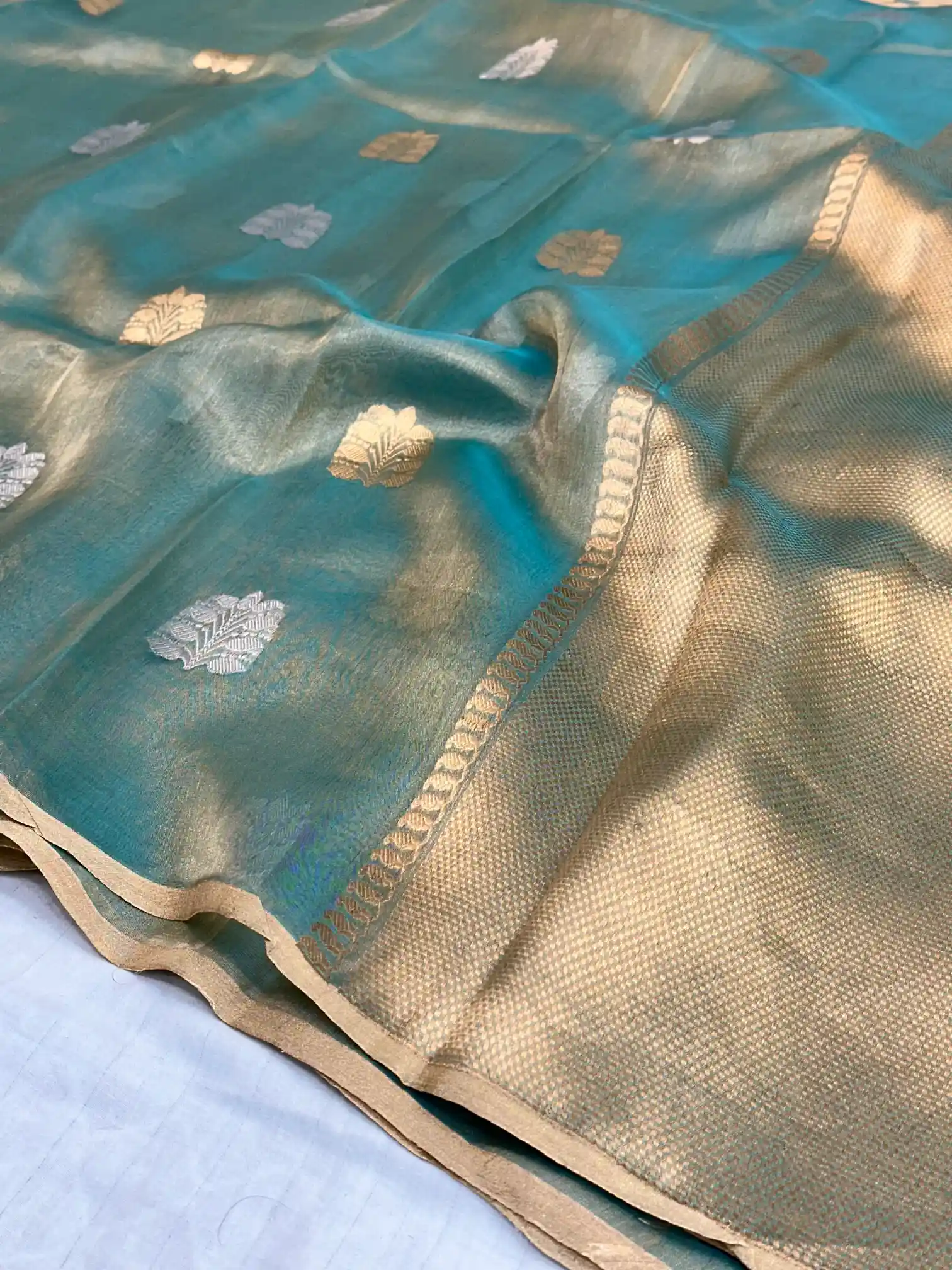 Mint Blue Handwoven Pure Tissue Silk Saree - Image 3