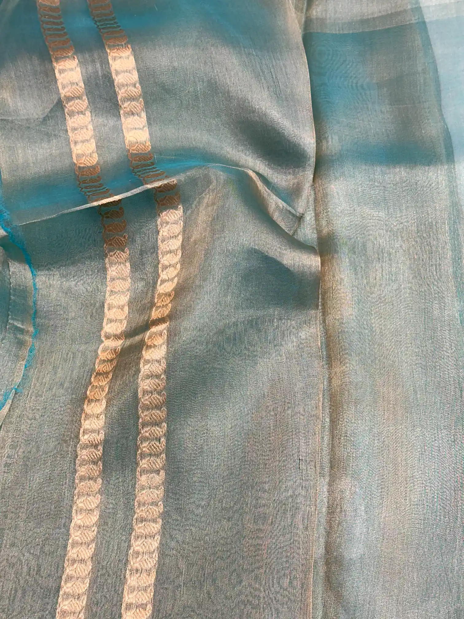 Mint Blue Handwoven Pure Tissue Silk Saree - Image 5