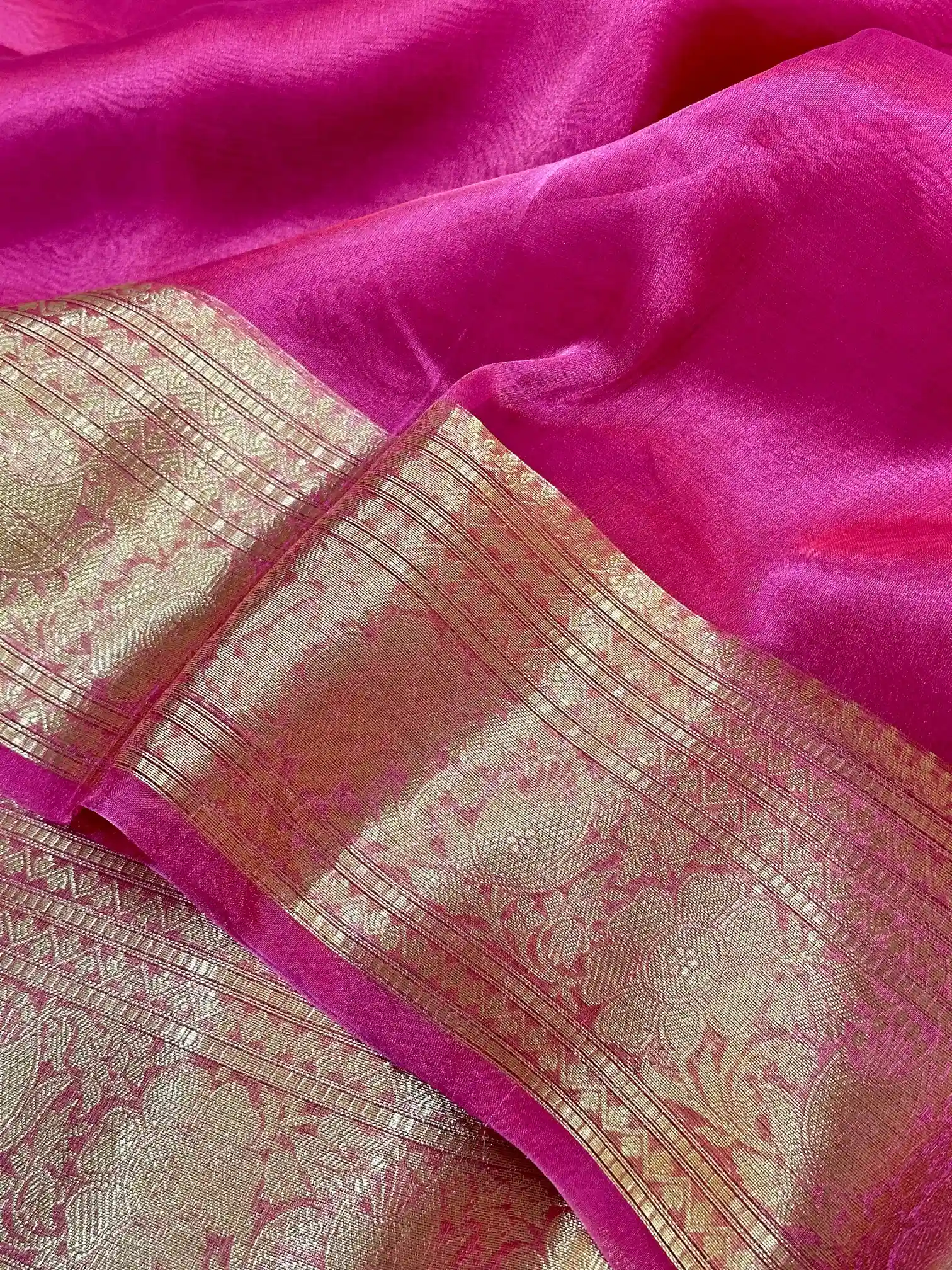 Pink Pure Tissue Silk Banarasi Saree - Image 2