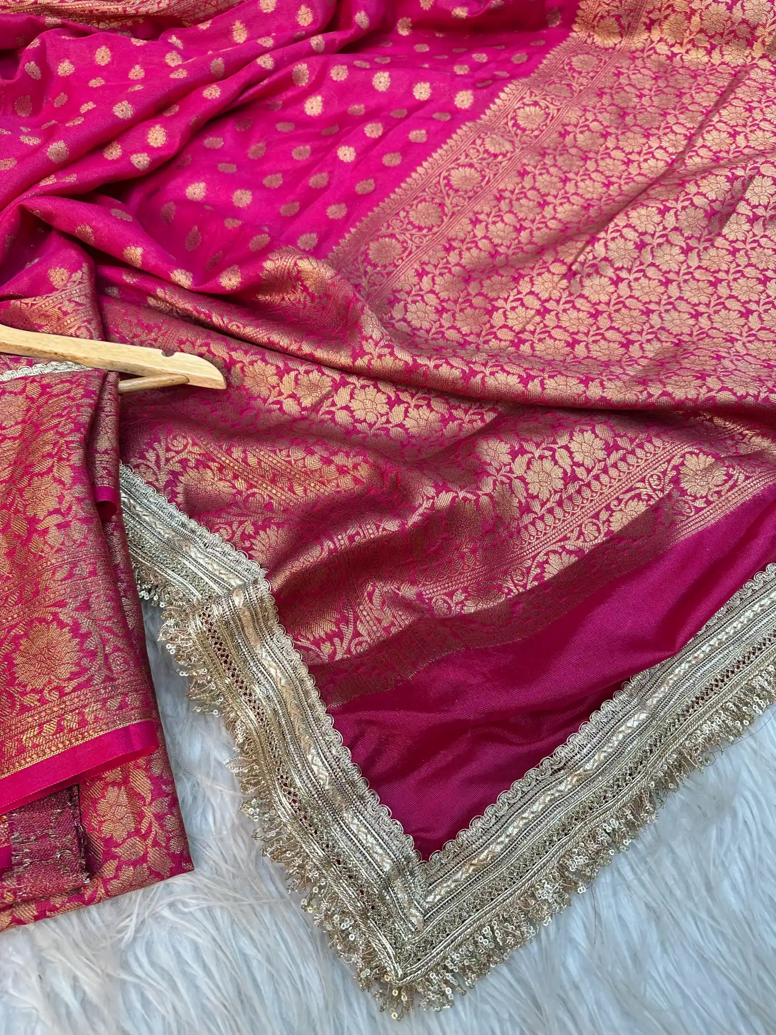Rani Pink Georgette Silk Lace Work Banarasi Saree - Image 2