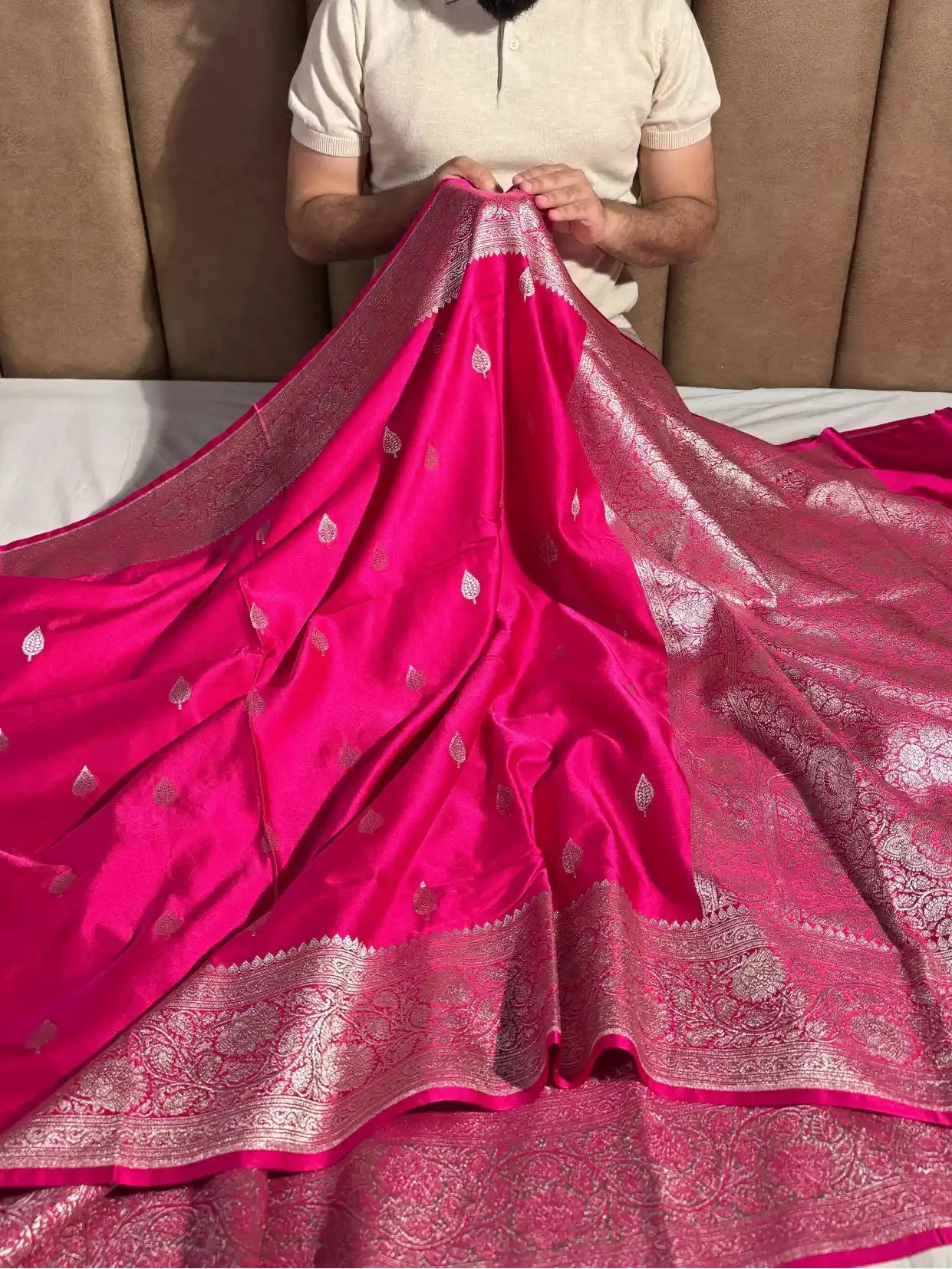 Rani Pink Mashru Katan Silk Banarasi Saree with Rich Pallu and Blouse - Image 2