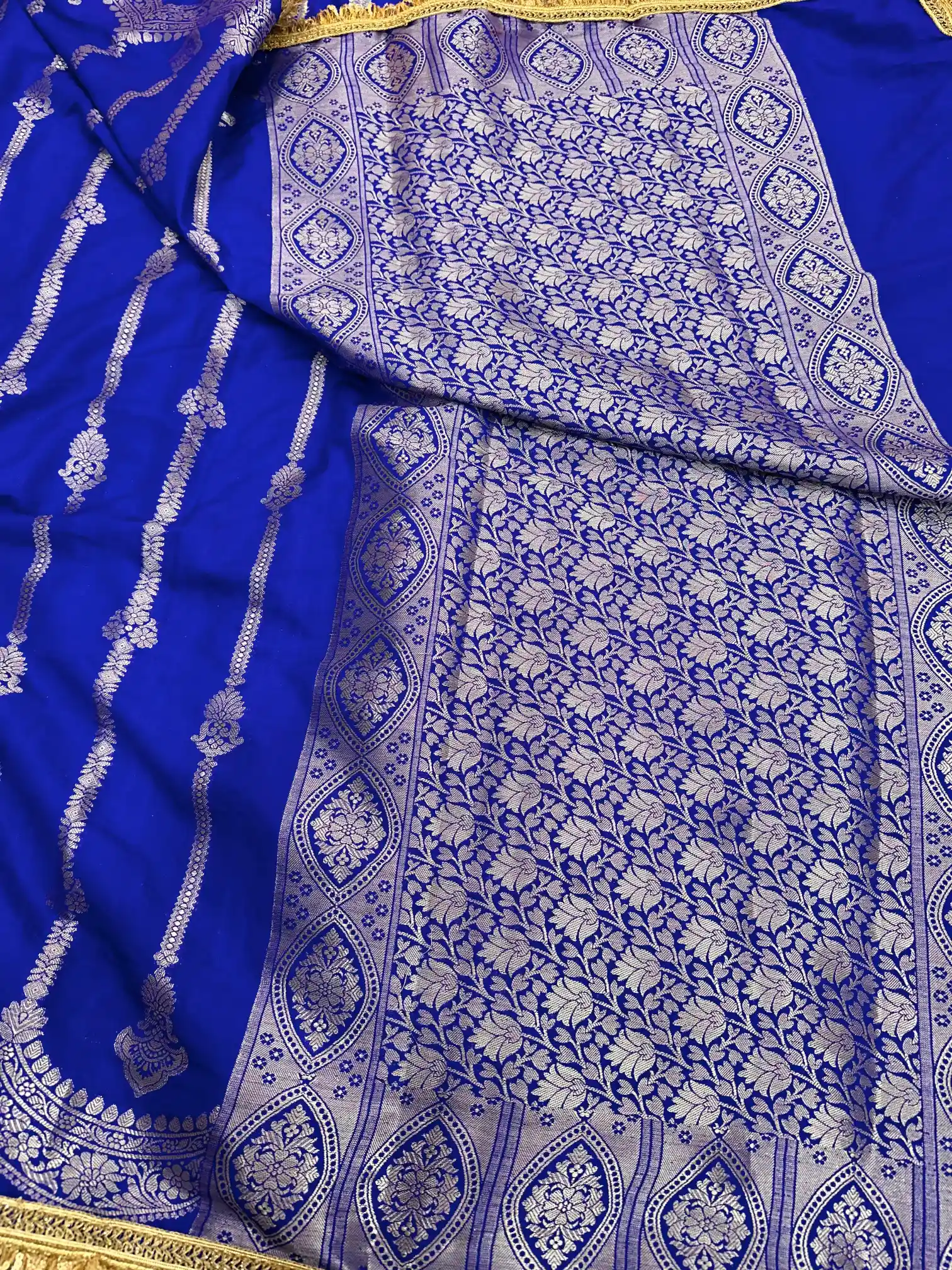 Royal Blue Chiniya Silk Heavy Lace Attached Banarasi Saree - Image 4