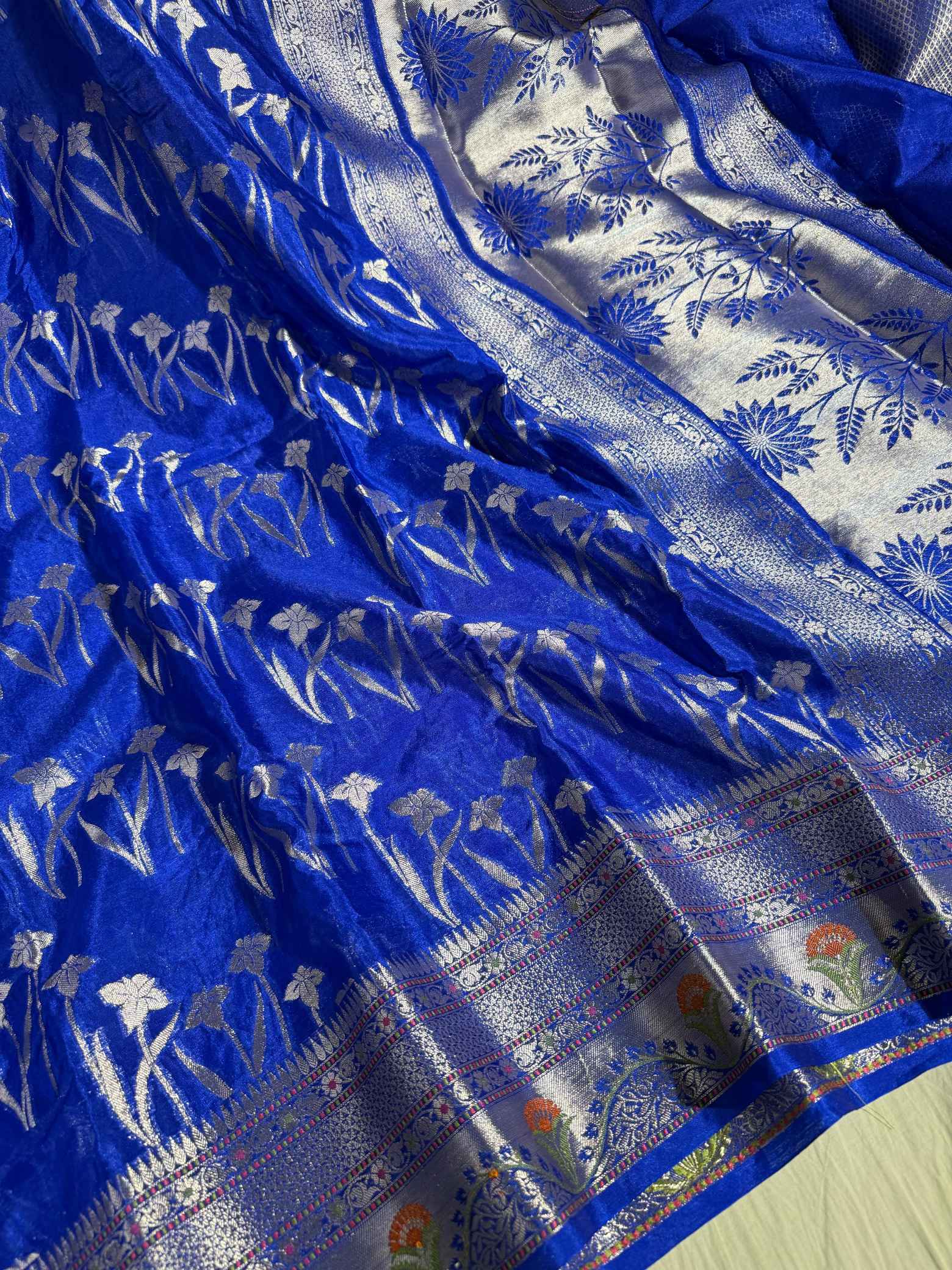 Royal Blue Chiniya Silk Jacquard Weave Banarasi Saree - Image 2