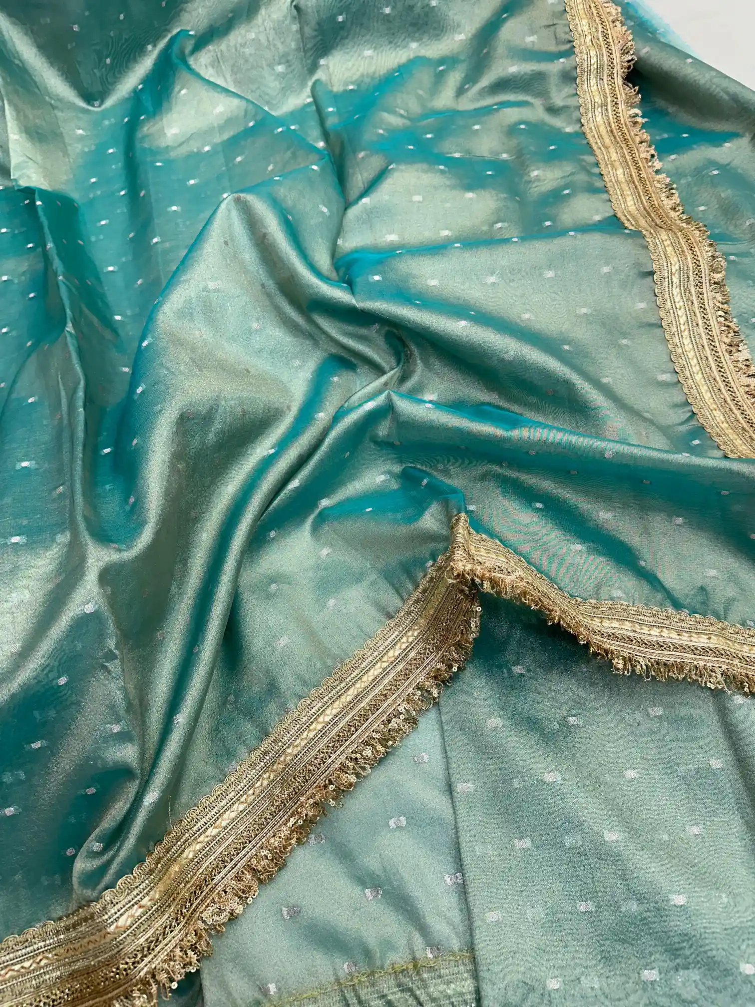 Sea Green Soft Tissue Silk Lace Work Designer Banarasi Saree - Image 3