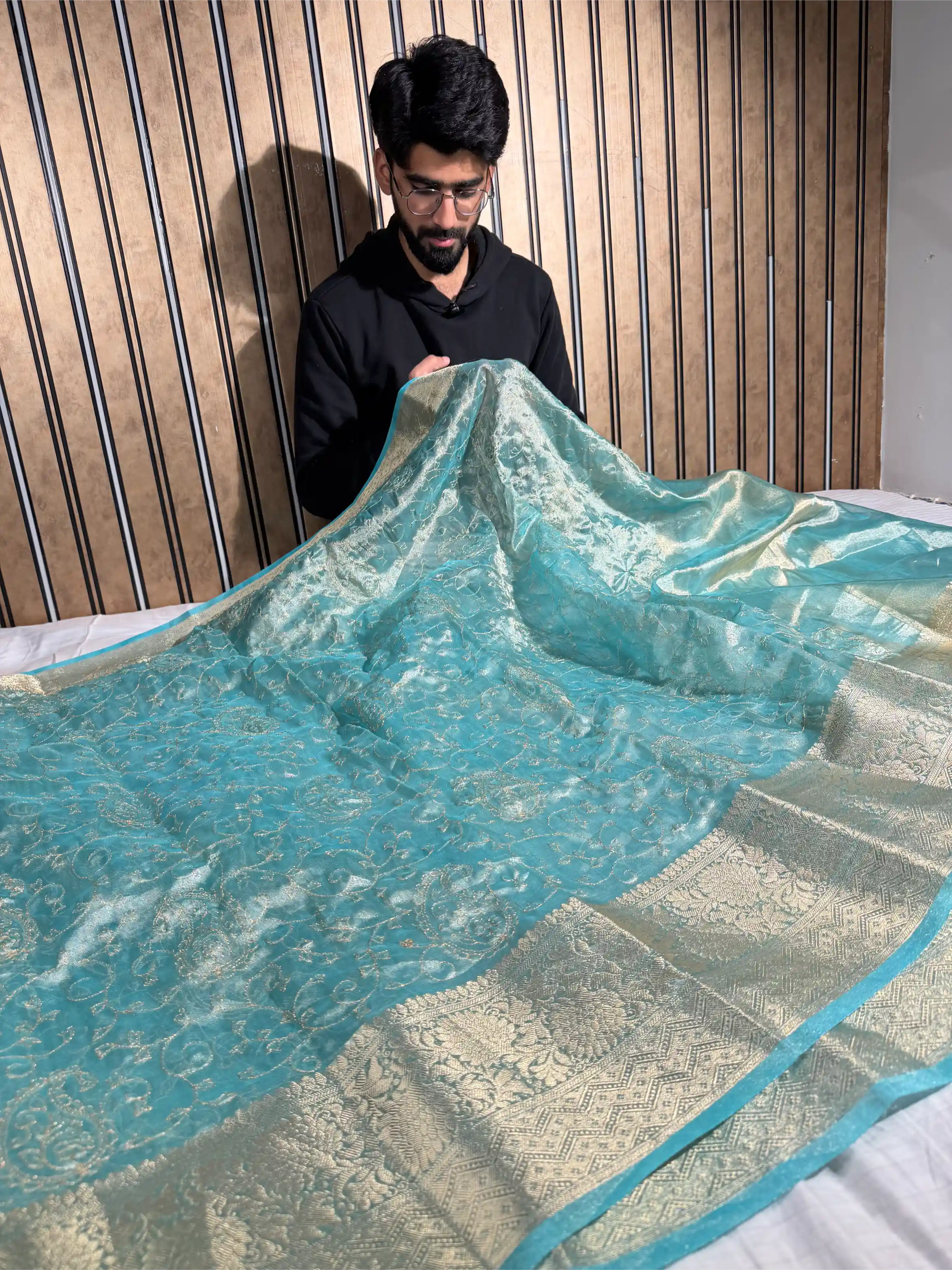 Sea Green Tissue Silk Chikankari Embroidered Banarasi Saree - Image 3