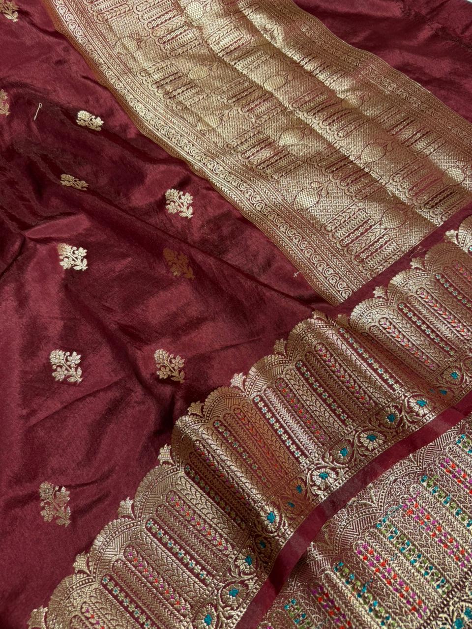 Wine Eccentric Chinia Silk Banarasi Saree - Image 3